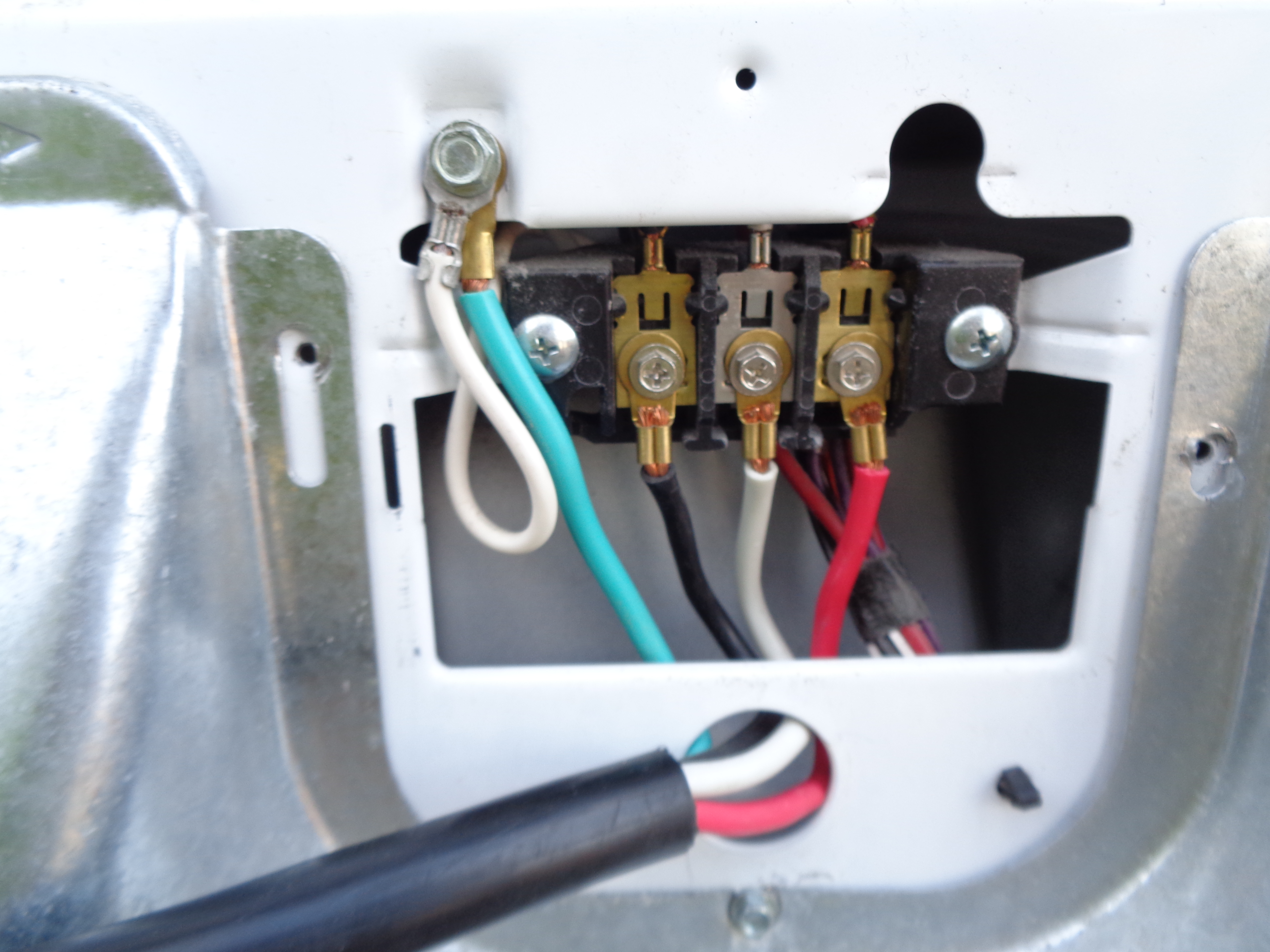 Wiring 4 wire to deals 3 wire 220v